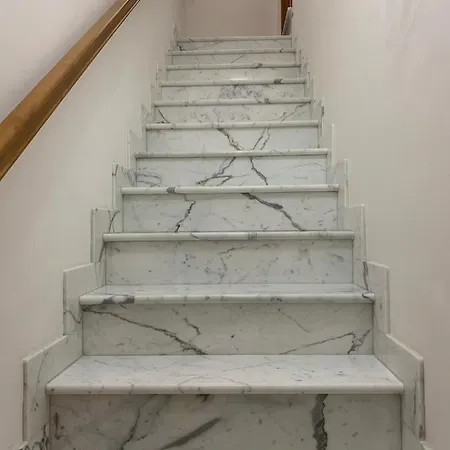 Casa Katrin & Casa Brigida بيت للعطل كاستيلاّماري ديل غو